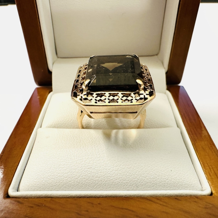 Pierścionek vintage próba 585 z kamieniem kwarc – widok z góry – ABGOLD Baczyński