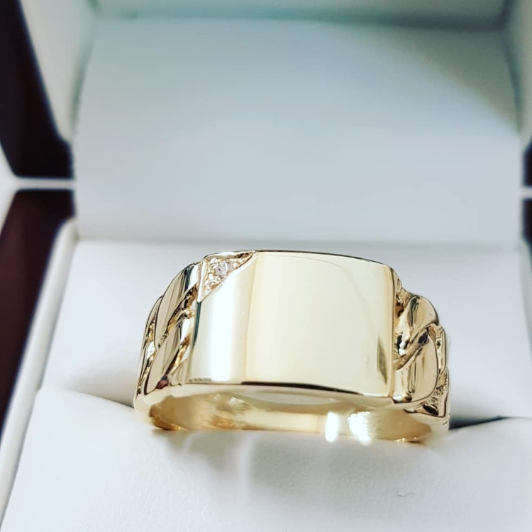 Sygnet męski próba 585 – widok z góry – ABGOLD Baczyński