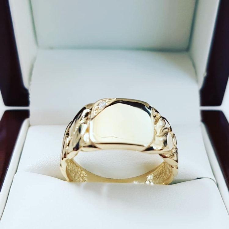 Sygnet męski próba 585 – detal obrączki – ABGOLD Baczyński