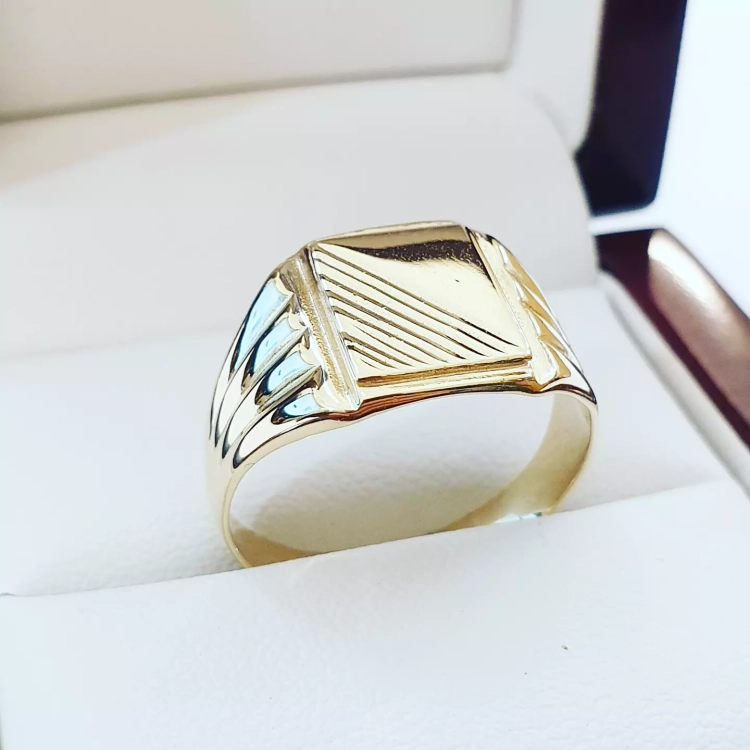 Sygnet męski próba 585 – widok z przodu – ABGOLD Baczyński