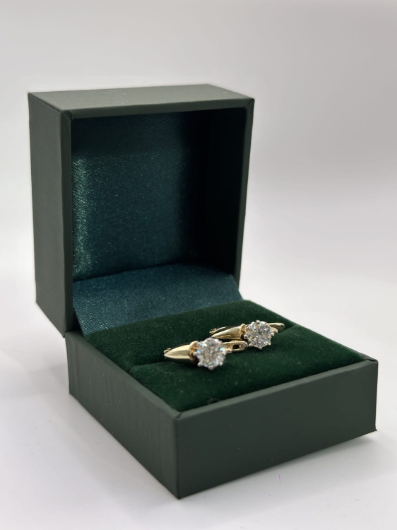 Kolczyki Moissanit 0,50 ct – w pudełku jubilerskim – ABGOLD Baczyński