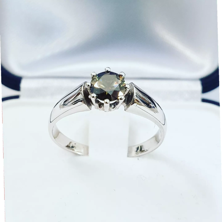 Pierścionek zaręczynowy z moissanitem multicolor czarno-żółtym – widok z góry – ABGOLD Baczyński