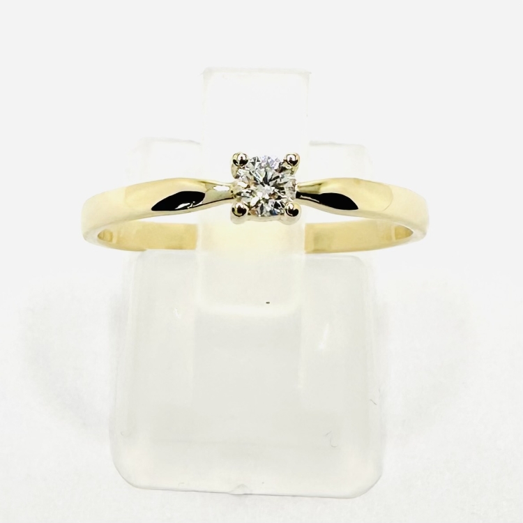 Złoty pierścionek 585 z moissanitem 0,10 ct VVS1D – Widok z góry – ABGOLD Baczyński