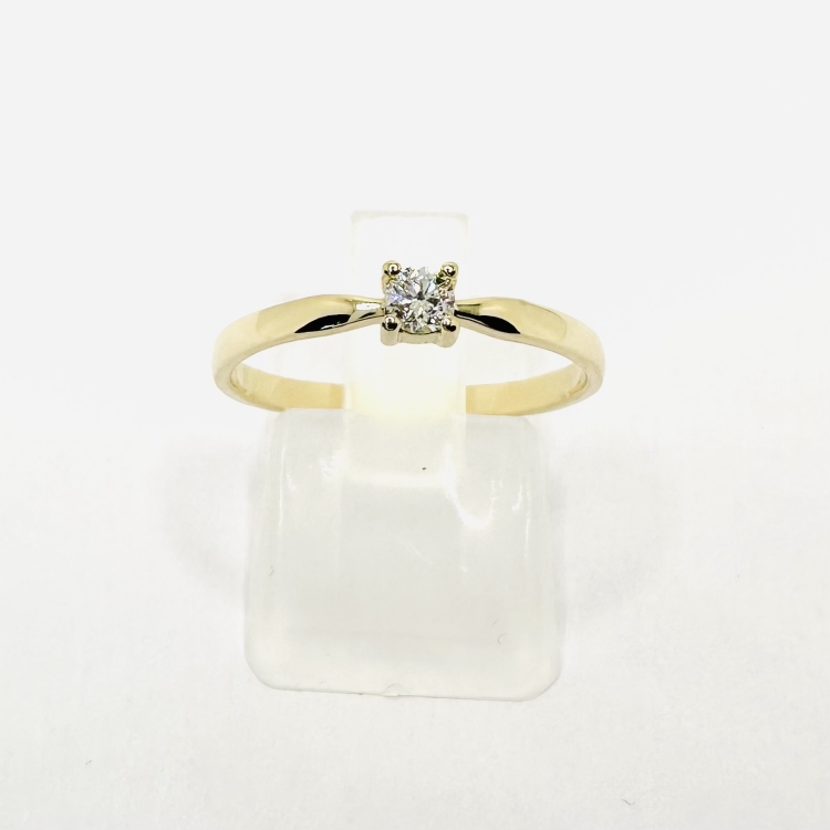 Złoty pierścionek 585 z moissanitem 0,10 ct VVS1D – Widok z góry – symetryczne ujęcie – ABGOLD Baczyński