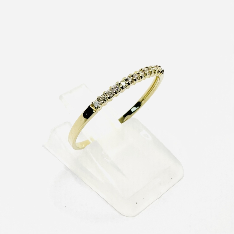 Obrączkowy pierścionek z brylantami złoto 585 – Ujęcie boczne – ABGOLD Baczyński