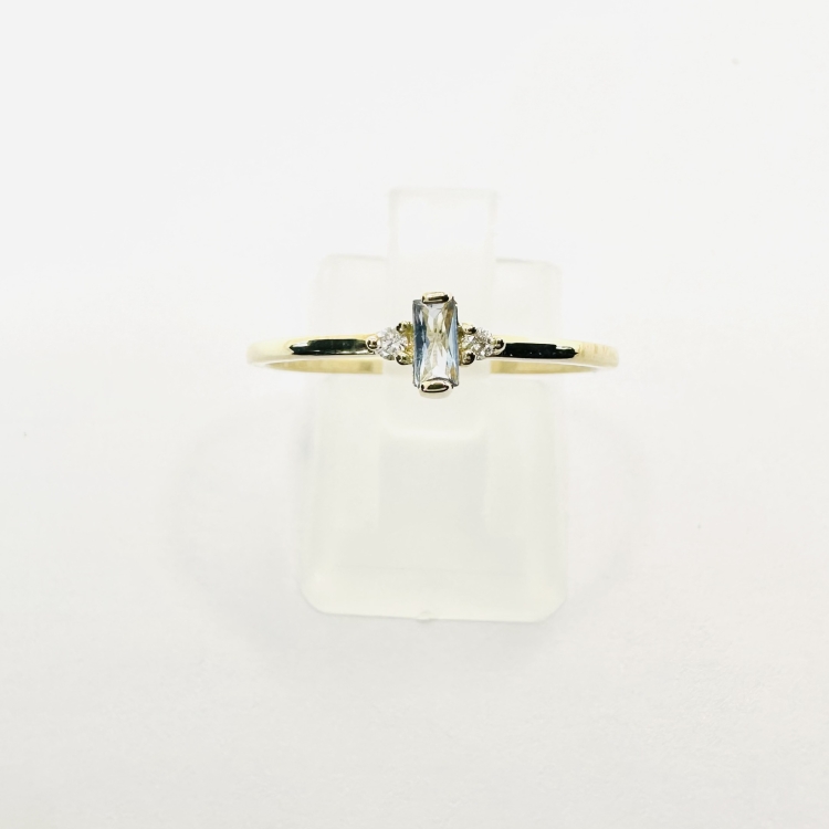 Złoty pierścionek z akwamarynem i brylantami – profil obrączki – ABGOLD Baczyński