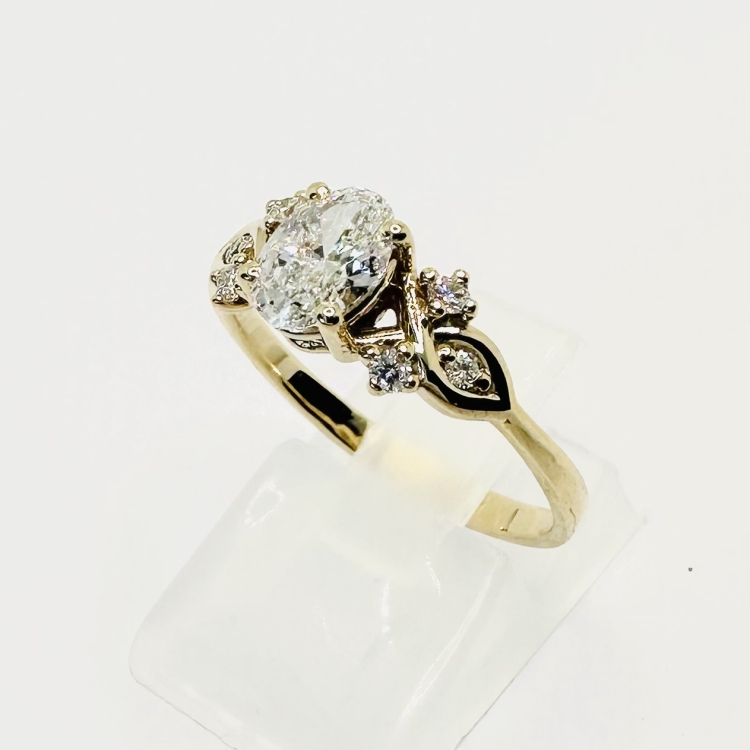 Pierścionek Vintage art deco z diamentami Lab Grown – profil obrączki – ABGOLD Baczyński