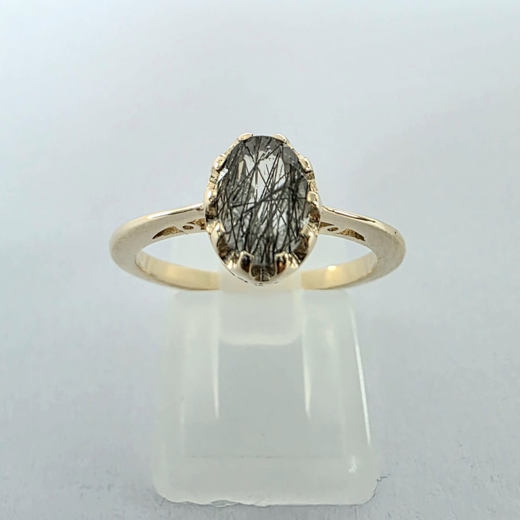 Złoty pierścionek Vintage z kwarcem i turmalinem – widok oprawy z góry – ABGOLD Baczyński