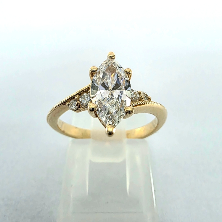 Pierścionek Diament Marquise Lab Grown 1,0 ct IGI – widok frontalny – ABGOLD Baczyński