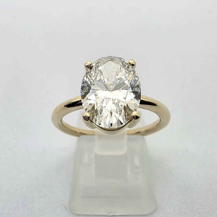 Złoty pierścionek z diamentem owalnym 3,0 ct – centralny diament – złoto próba 585 – ABGOLD Baczyński