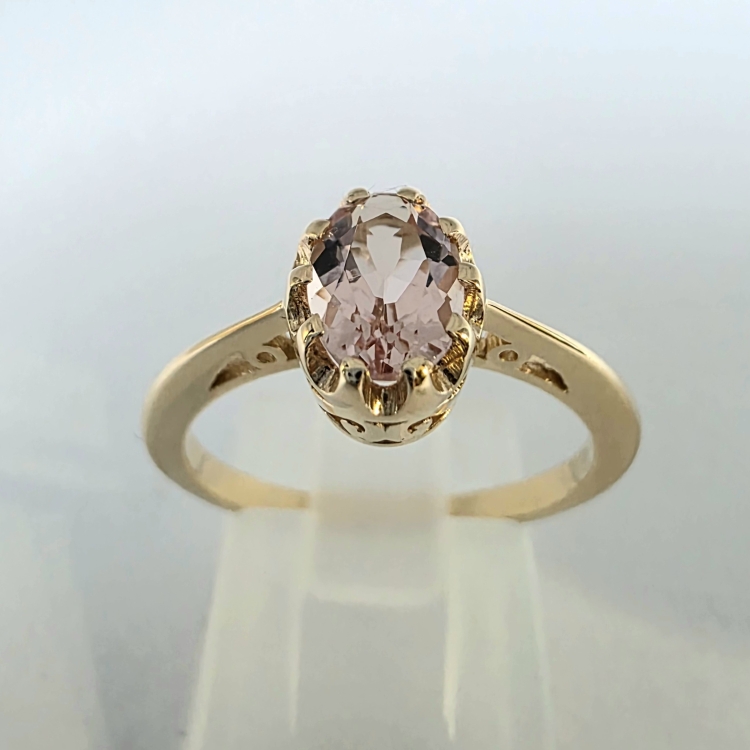 Pierścionek vintage retro z morganitem – widok z przodu – ABGOLD Baczyński