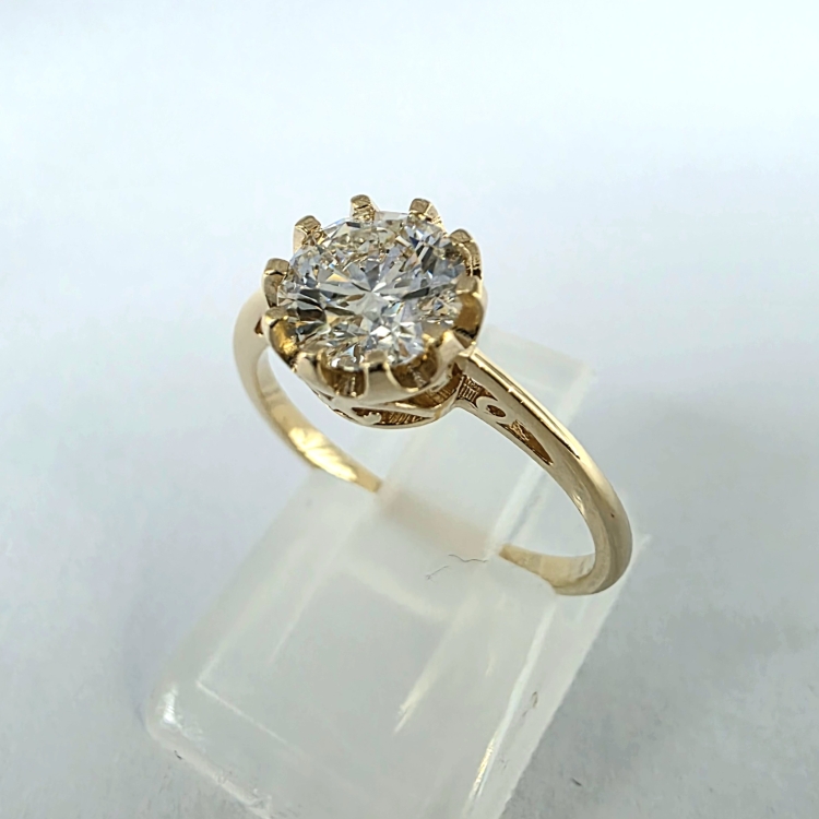 Pierścionek art deco z diamentem złoto 585 – ujęcie pod kątem – ABGOLD Baczyński