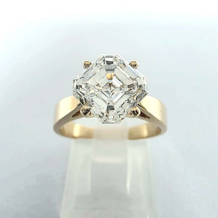 Złoty pierścionek próba 585 z diamentem lab grown 2,0 ct szlif Asscher – widok z przodu – ABGOLD Baczyński