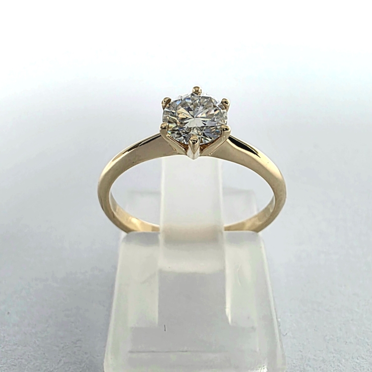 Pierścionek zaręczynowy z żółtego złota próba 585 z moissanitem 0,50 ct VVS1 D – widok z tyłu – ABGOLD Baczyński