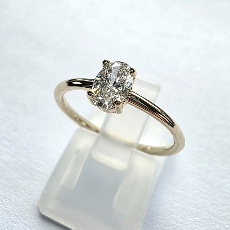 Złoty pierścionek 585 Diament owal 0,42 ct – Profil pierścionka – ABGOLD Baczyński