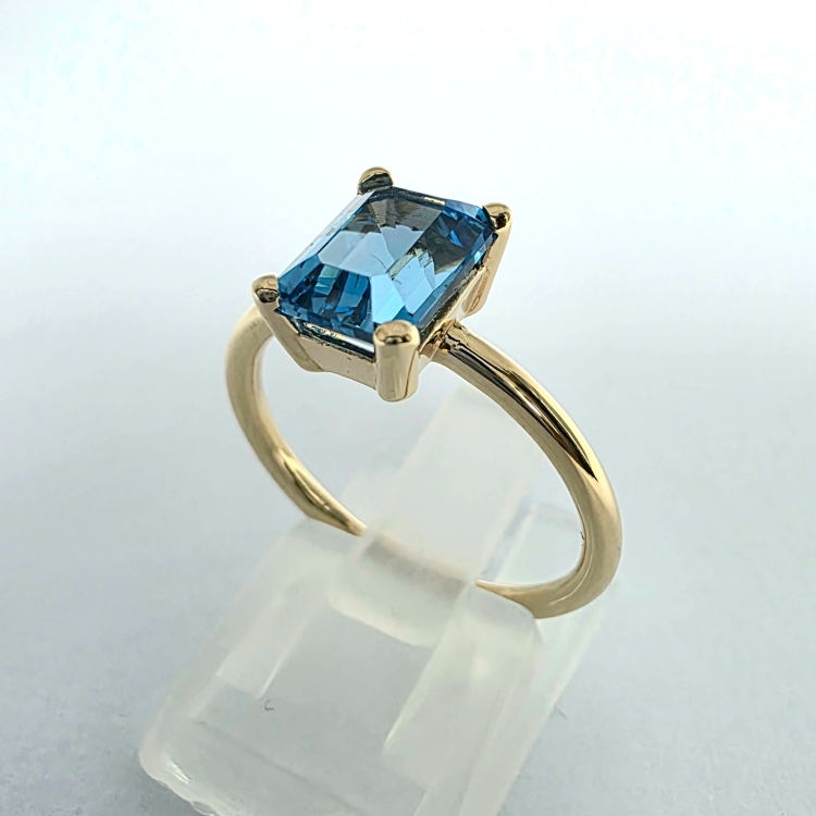 Złoty pierścionek próba 585 z topazem Swiss – profil pierścionka – ABGOLD Baczyński