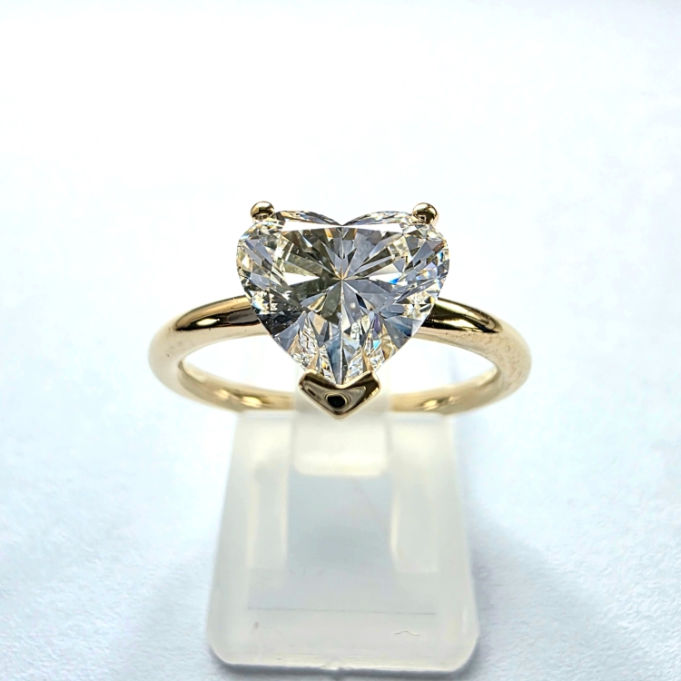 Złoty pierścionek z diamentem serce 2,0 ct – złoto próba 585 – widok z przodu – ABGOLD Baczyński