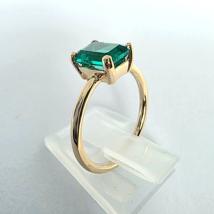 Złoty pierścionek ze szmaragdem 1,50 ct – profil pierścionka – ABGOLD Baczyński