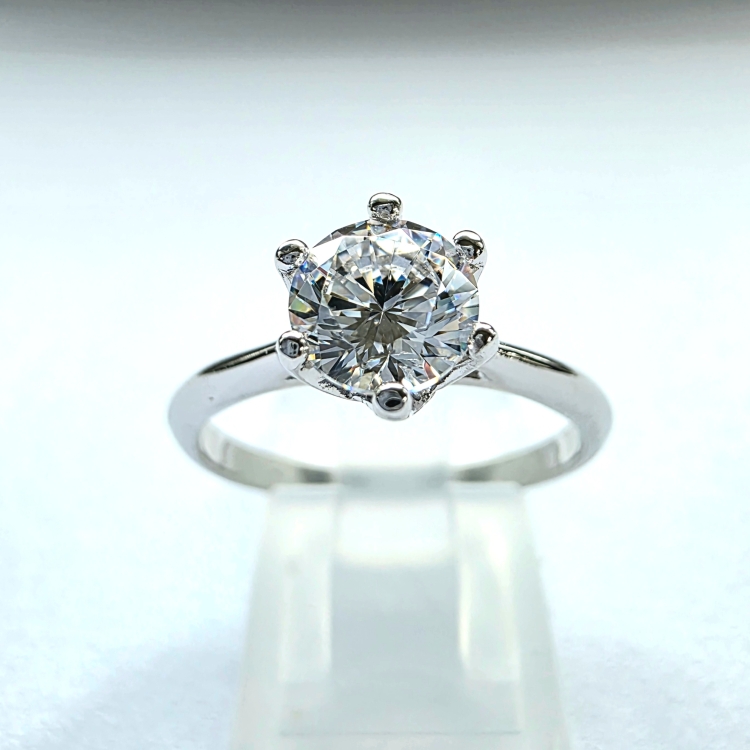 Pierścionek zaręczynowy z diamentem – Widok frontalny – ABGOLD Baczyński