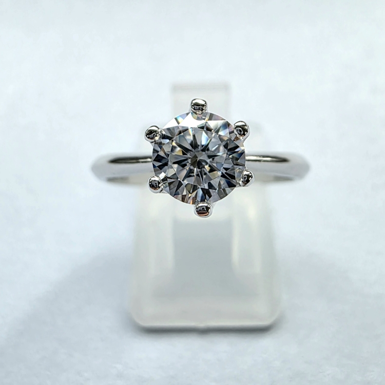 Pierścionek zaręczynowy z diamentem – Widok z góry – ABGOLD Baczyński