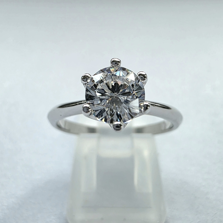 Pierścionek zaręczynowy z diamentem – Widok z góry – ABGOLD Baczyński