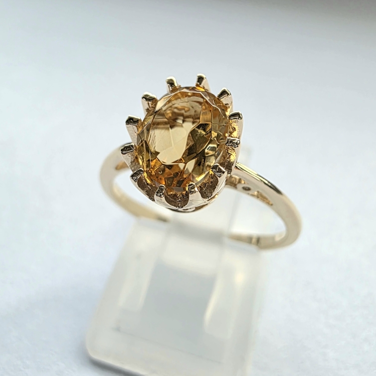 Retro Złoty pierścionek art deco z Cytrynem 1,50 ct – widok pod innym kątem – ABGOLD Baczyński