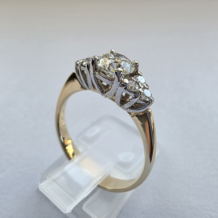 Złoty pierścionek próba 585 z diamentami 1,0 ct Vs1 G – profil pierścionka – ABGOLD Baczyński