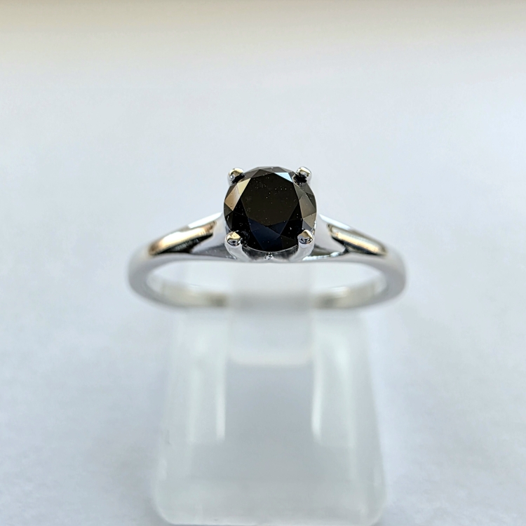 Pierścionek zaręczynowy z czarnym diamentem – prezentacja oprawy – ABGOLD Baczyński