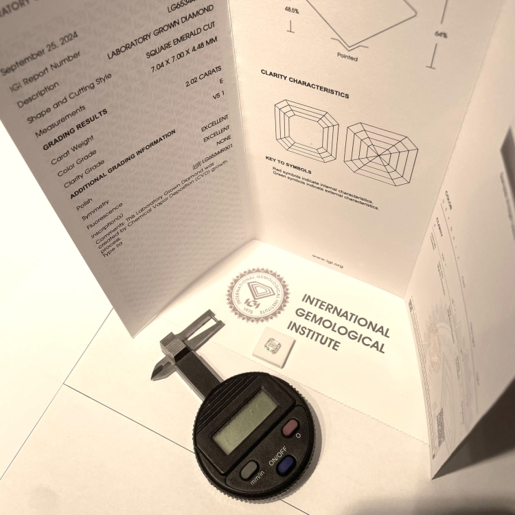 Złota zawieszka z diamentem szlif brylantowy – certyfikat / dokumenty – ABGOLD Baczyński