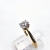 Pierścionek z naturalnym diamentem 0,50 ct – detal oprawy diamentu – ABGOLD Baczyński