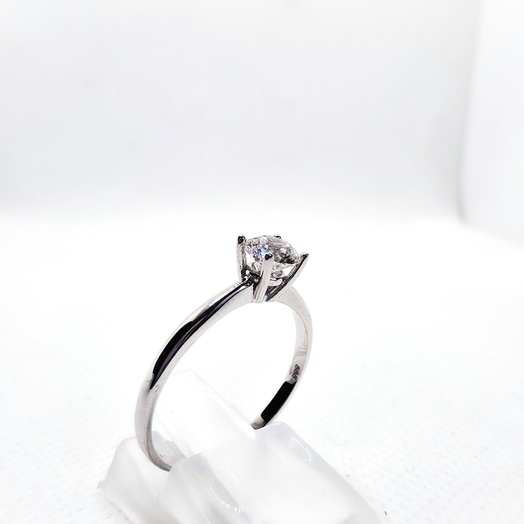 Pierścionek z diamentem naturalnym ok. 0,50 ct – profil boczny – ABGOLD Baczyński