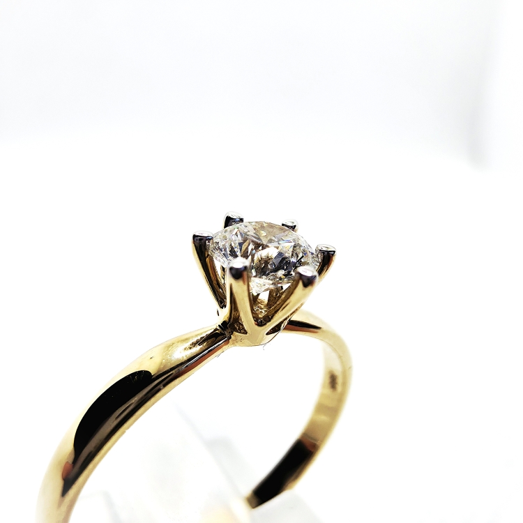 Pierścionek z diamentem naturalnym ok. 0,50 ct – ujęcie boczne (inne) – ABGOLD Baczyński