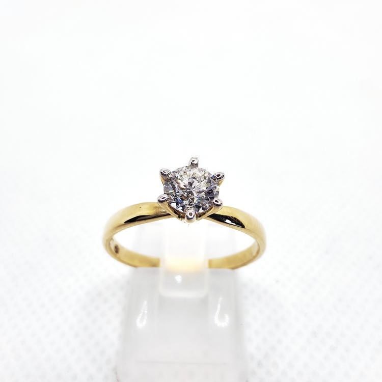 Pierścionek z diamentem naturalnym ok. 0,50 ct – widok frontalny (inne ujęcie) – ABGOLD Baczyński