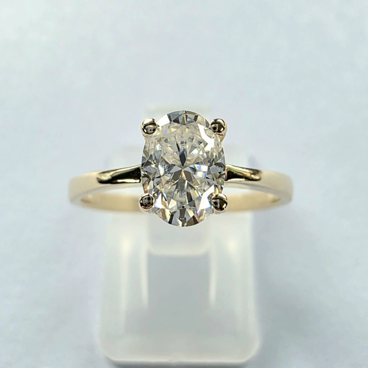 Pierścionek złoty 585 z diamentem owalnym 0,70 ct VVS H – profil pierścionka – ABGOLD Baczyński