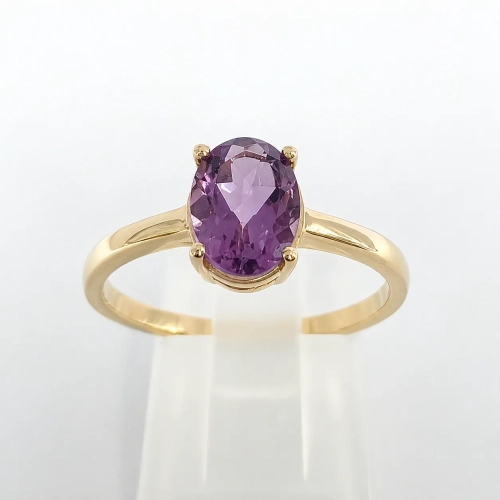 Pierścionek z owalnym ametystem złoto 585 – widok frontalny – ABGOLD Baczyński