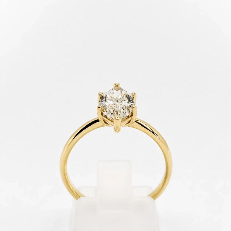 Pierścionek z diementem Marquise Lab-Grow ok. 1,5 ct złoto 585 (14K) – widok od spodu obrączki – ABGOLD Baczyński