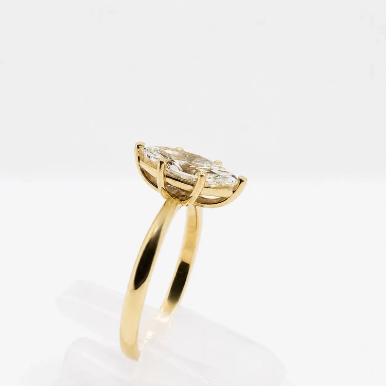 Pierścionek z diementem Marquise Lab-Grow ok. 1,5 ct złoto 585 (14K) – profil korony pierścionka – ABGOLD Baczyński
