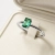 Pierścionek z białego złota 585 ze szmaragdem Emerald 0,50 ct – ujęcie boczne – ABGOLD Baczyński