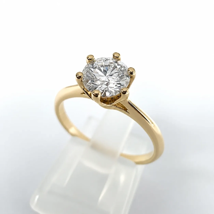 Pierścionek zaręczynowy z diamentem Lab-Grown 1,0 ct – złoto 585 – ujęcie pod kątem – ABGOLD Baczyński