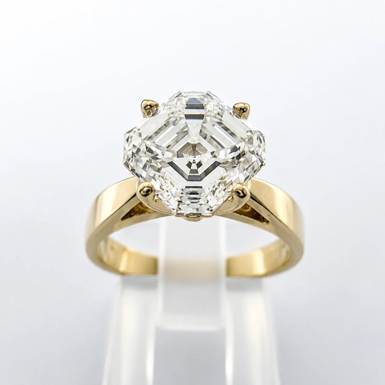 Złoty pierścionek próba 585 z diamentem lab grown 2,0 ct szlif Asscher – widok z góry – ABGOLD Baczyński
