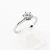Pierścionek zaręczynowy z naturalnym diamentem białe złoto 585 – profil pierścionka (inne ujęcie) – ABGOLD Baczyński