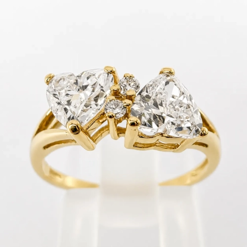 Pierścionek two hearts diamenty złoto 585 – widok frontalny – ABGOLD Baczyński