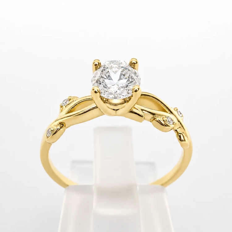 Pierścionek z naturalnym diamentem vintage owal – widok z góry – ABGOLD Baczyński
