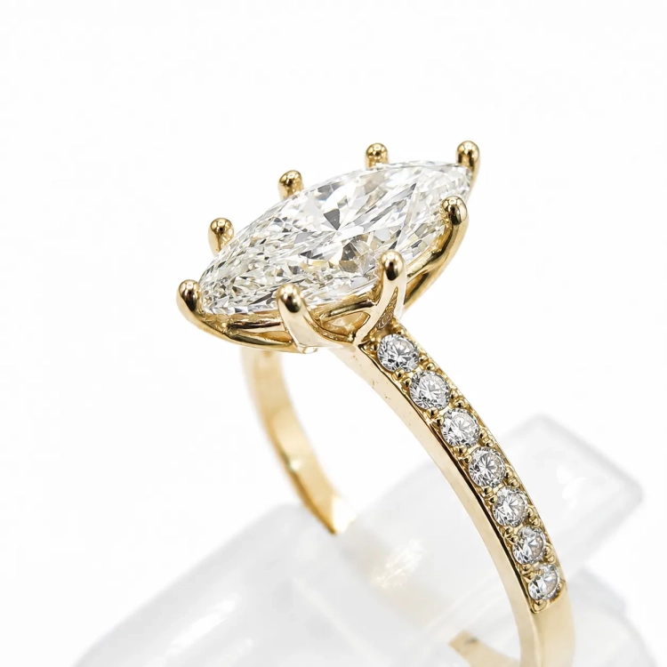 Pierścionek z naturalnym diamentem Marquise 1,00 ct w żółtym złocie 585 – profil pierścionka – ABGOLD Baczyński