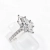 Białe złoto 585 i diament Marquise – ujęcie pod kątem – ABGOLD Baczyński