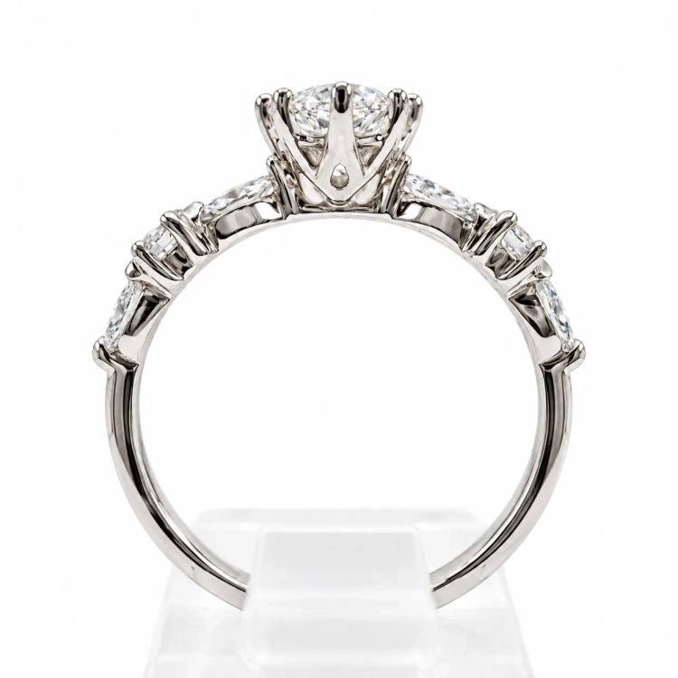 Elegancki pierścionek z moissanitem Marquise VVS1/D – ABGOLD Baczyński
