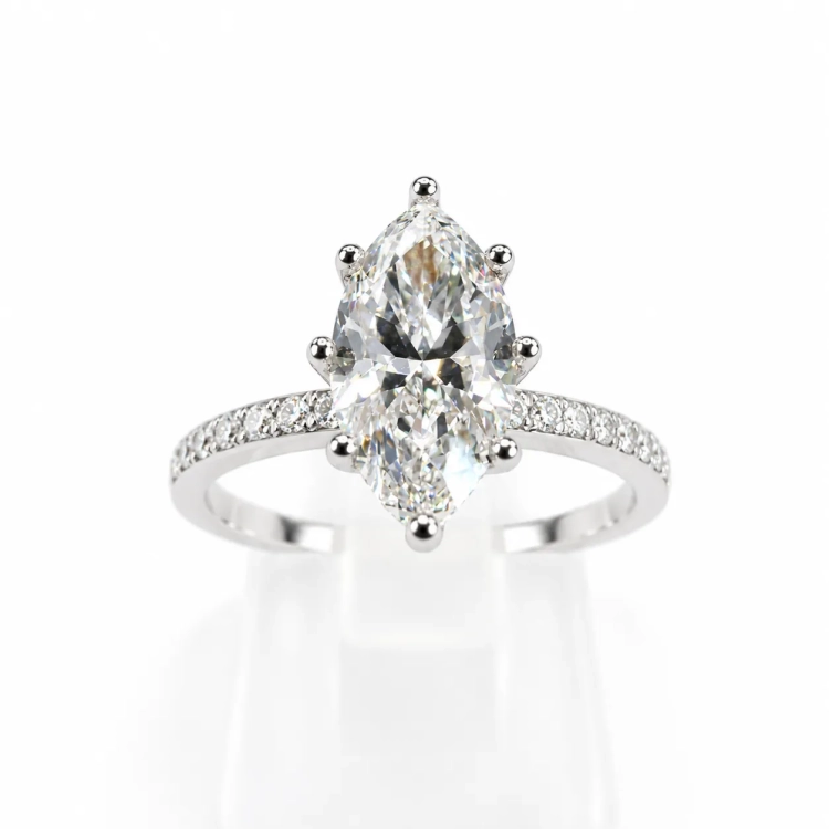 Pierścionek z moissanitem Marquise 1,00 ct VVS1/D – widok frontalny – ABGOLD Baczyński